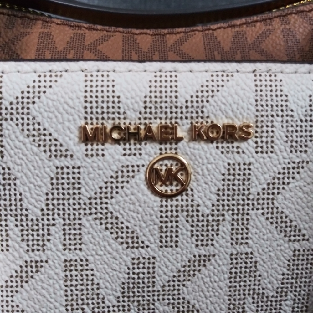 NWT MICHAEL KORS AUSTEN SMALL SATCHEL HANDBAG - Picture 5 of 5